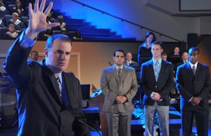 Alex Kendrick, starring in 'Courageous' now ventures out to help other filmmakers