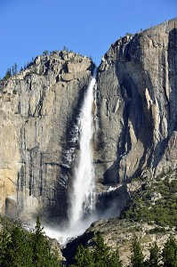 Yosemite_upper_falls_winter_2010