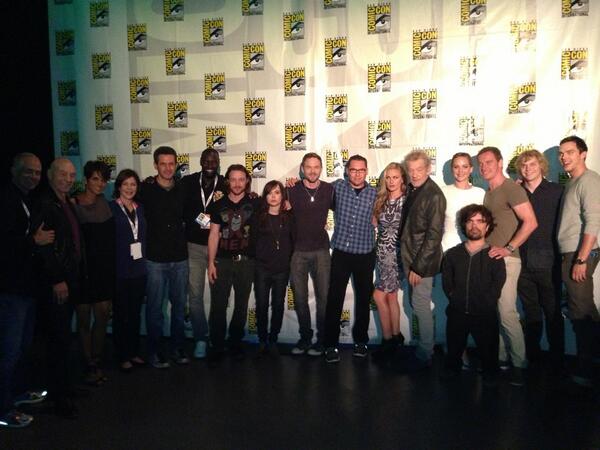Bryan Singer tweet cast photo X-MEn Days of Future Past from SDCC