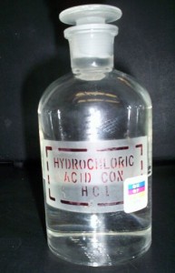 Hydrochloric acid Public domain image/walkerma