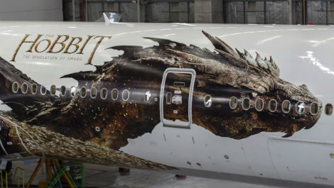 air-new-zealand-reveals-first-full-image-of-smaug the hobbit dragon