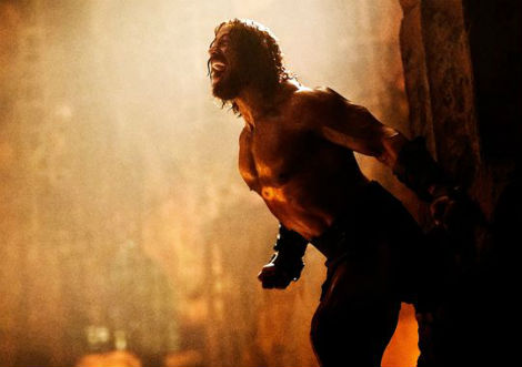 dwayne-johnson-stars-in-first-pair-of-hercules-images chains