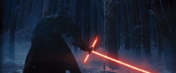 star-wars-the-force-awakens-new Sith lord photo