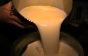 Raw milk  Image/YouTube Video Screen Shot