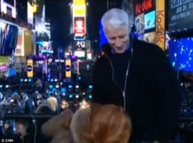 Anderson Cooper Kathy Griffin kiss New Years eve