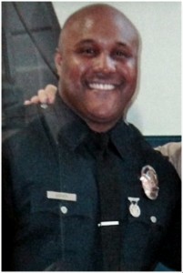 Chris Dorner LA police uniform photo
