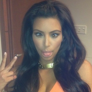Kim Kardashian goofy twitter photo
