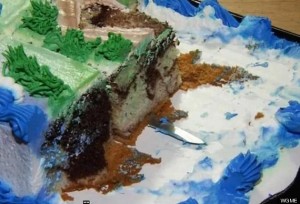 knife in walmart elmo birthday cake