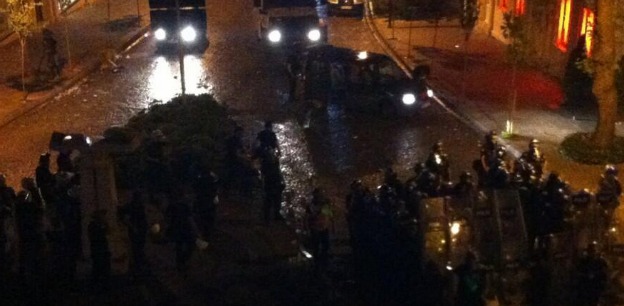 Turkish police blockade
