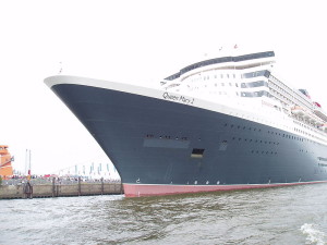 Queen Mary 2 Public domain image/Malis via wikimedia commons