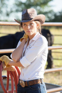 AnnaLynne McCord Dallas season 3 photo
