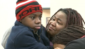 The boy is finally reunited with his mother photo/ screenshot of NBC coverage