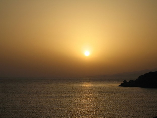 Sunset from Seabourn Spirit, Mykonos, Greece. 2007 photo/ Tim via wikimedia commons