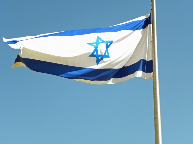 Israeli flag photo/ Heather Truett via pixabay