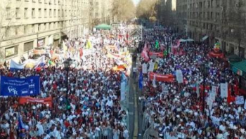 Thousands march for life in Chile