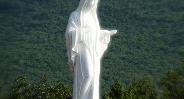 This Virgin Mary statue has to go, says the French authorities  photo/screenshot of video coverage